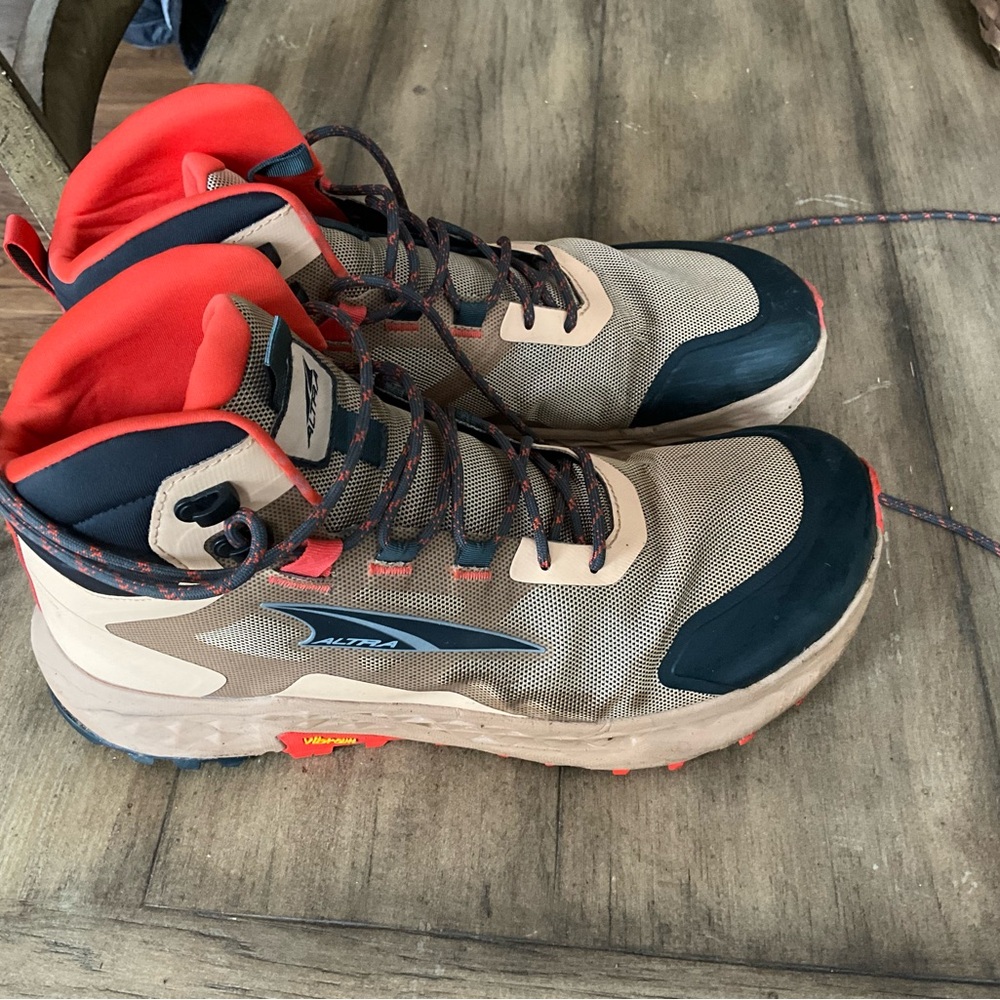Altra Timp Hikers- Sand colored, 12.5 - only warn a few times.